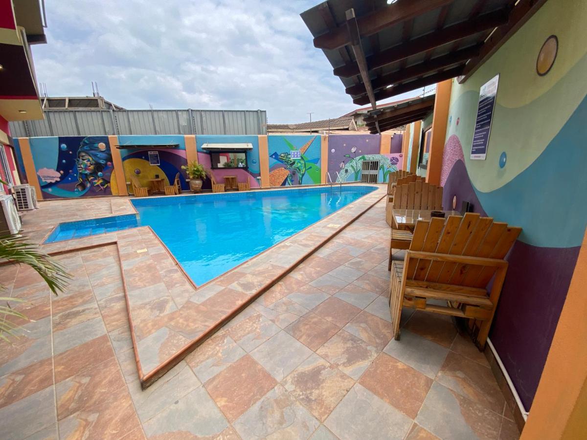 Bays Lodge, אקרה מראה חיצוני תמונה